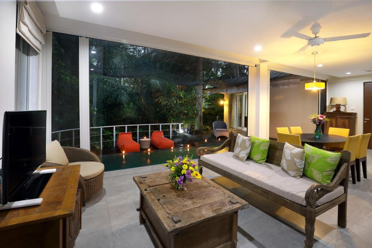 Waterfall Villa Ubud Extérieur photo